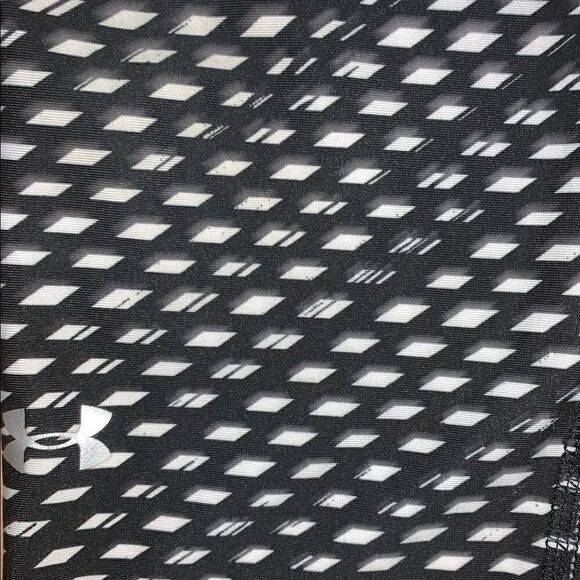 Under Armour Compression Cropped Leggings - Picture 2 of 5